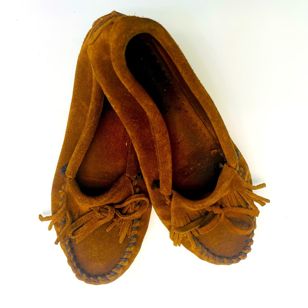 Women’s Minnetonka kilty moccasins
